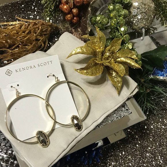 Kendra Scott Jewelry - Offers?❤️KENDRA SCOTT ELORA HOOPS